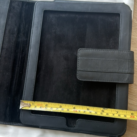 Gucci iPad Case - Picture 9 of 10